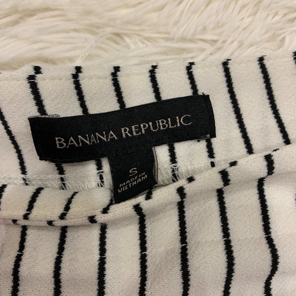 Banana Republic Off the Shoulder Striped Top Small - Picture 4 of 7